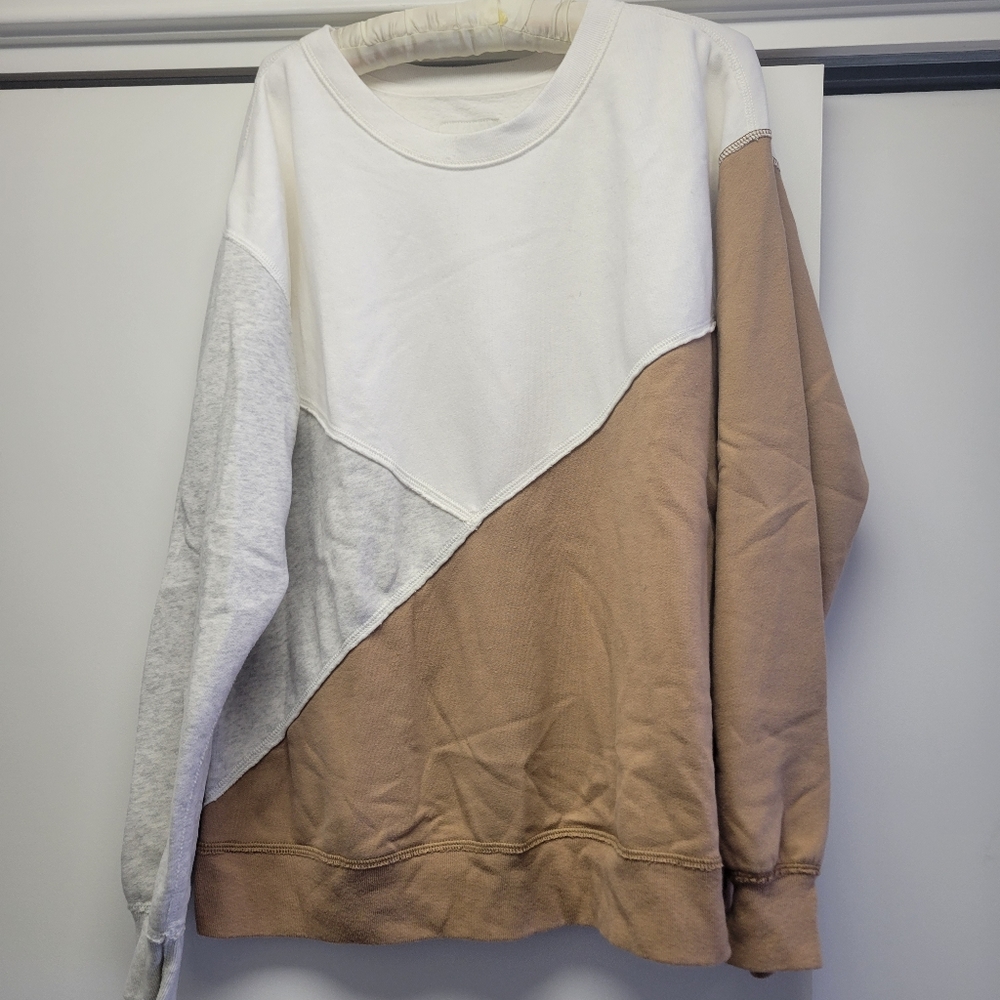 Abercrombie & Fitch sweatshirt